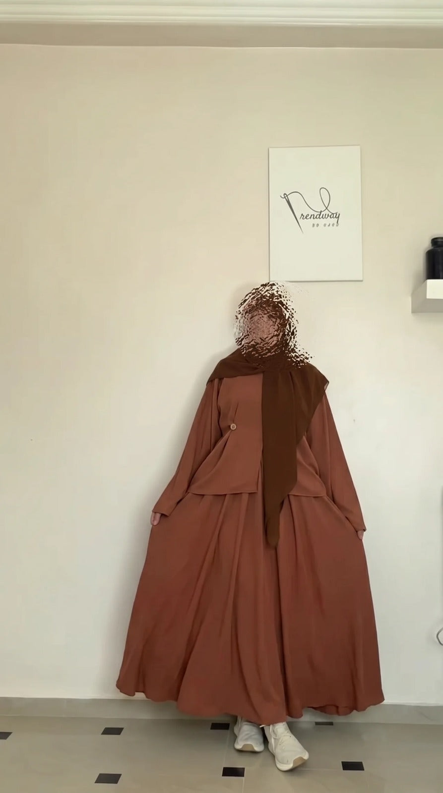 طقم الملكة المحتشم