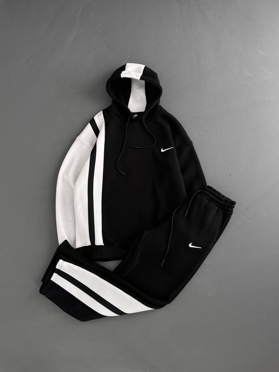 Ensemble Nike 2026
