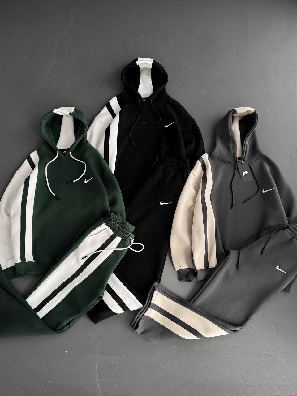 Ensemble Nike 2026