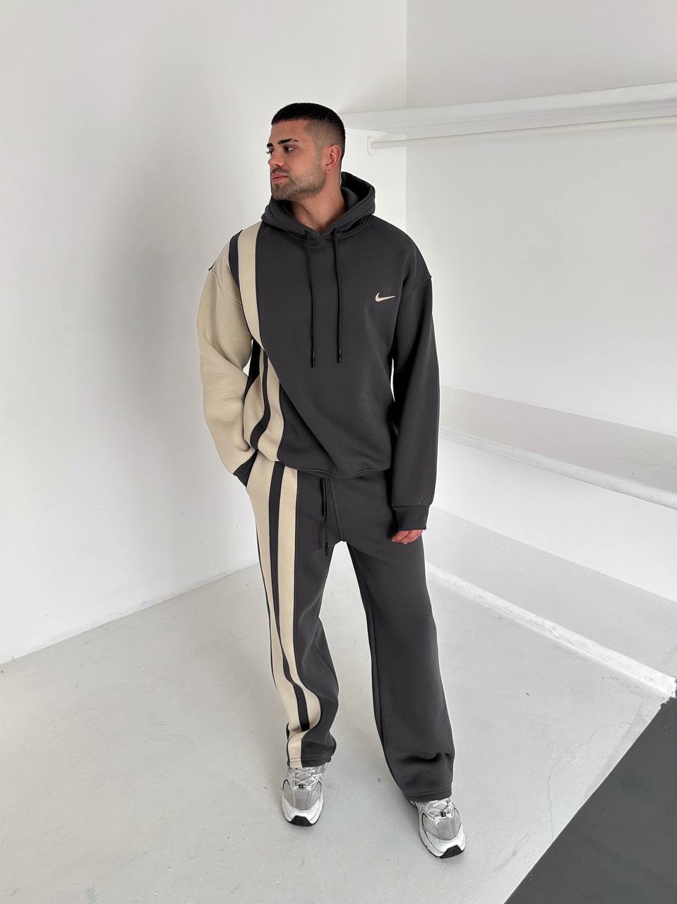 Ensemble Nike 2026
